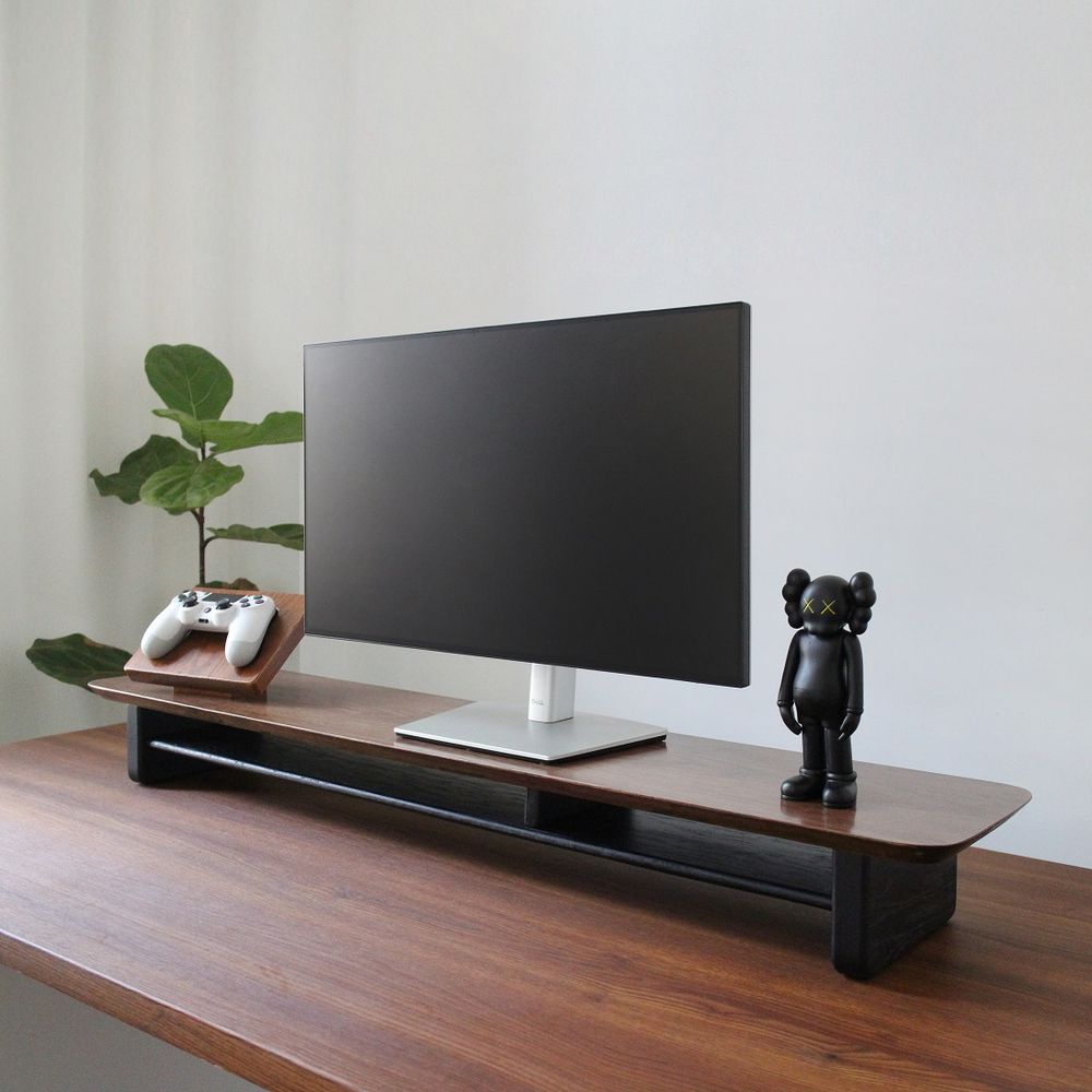 Kệ màn hình Lifted Desk Shelf - Gỗ Sồi Nguyên Khối (1100x230mm - Saddle Brown - Mới, Full box, Chính hãng)