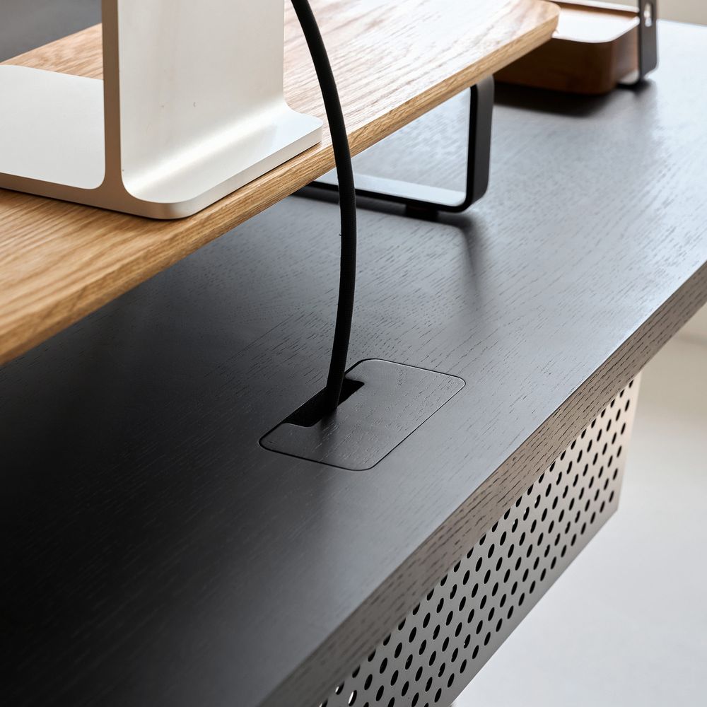 Bàn nâng hạ Noble Grande - By NiceDesign (Mặt bàn 180x75cm, màu gỗ đen - Khung vuông đen - Mới, Full box, Chính hãng)