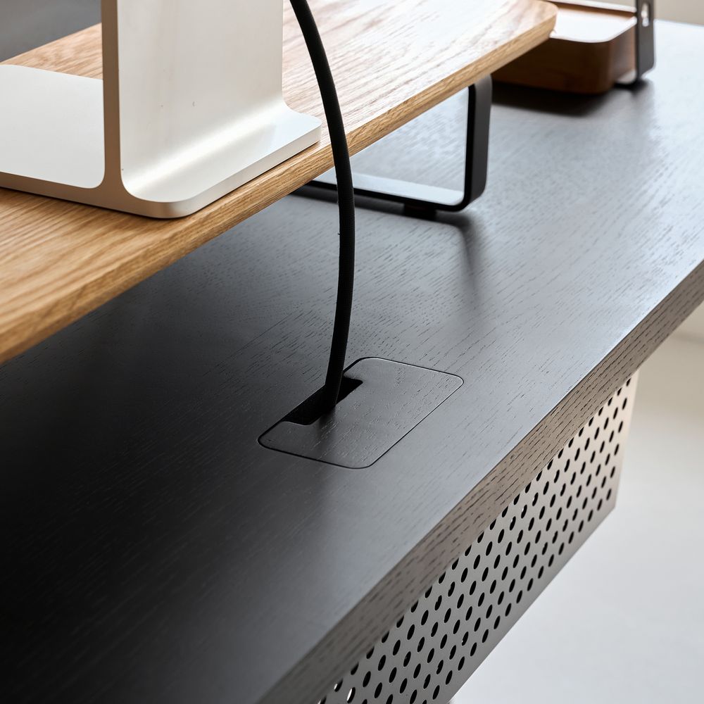 Bàn nâng hạ Noble Oasis - By NiceDesign (Mặt bàn 180x75cm, màu gỗ đen - Khung tròn đen - Mới, Full box, Chính hãng)