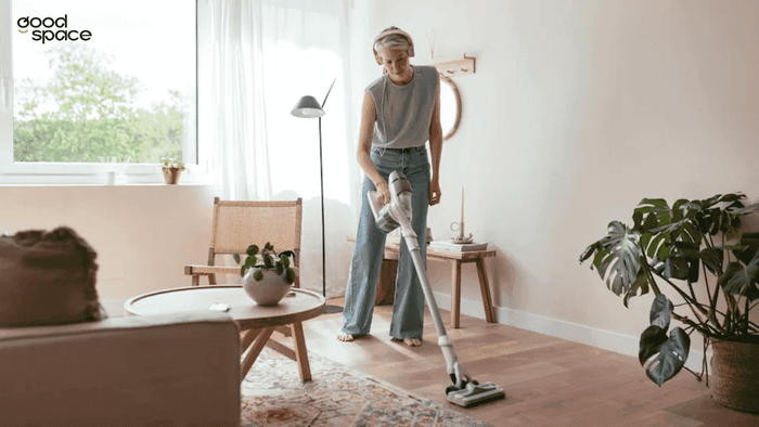 Mách bạn 9 mẹo lau sàn nhà sạch bóng, dọn nhà đón Tết