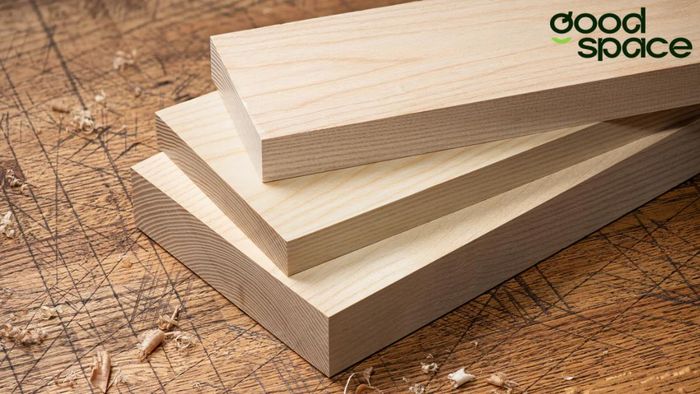 Gỗ tần bì là gì? Toàn tập đặc điểm, ứng dụng, giá gỗ Ash