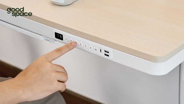 Tính năng cảm biến chống va chạm trên bàn nâng hạ: Hữu ích & An toàn